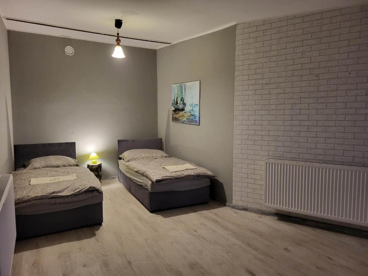 Pokoje Pracownicze Witkowska Gniezno Buitenkant foto